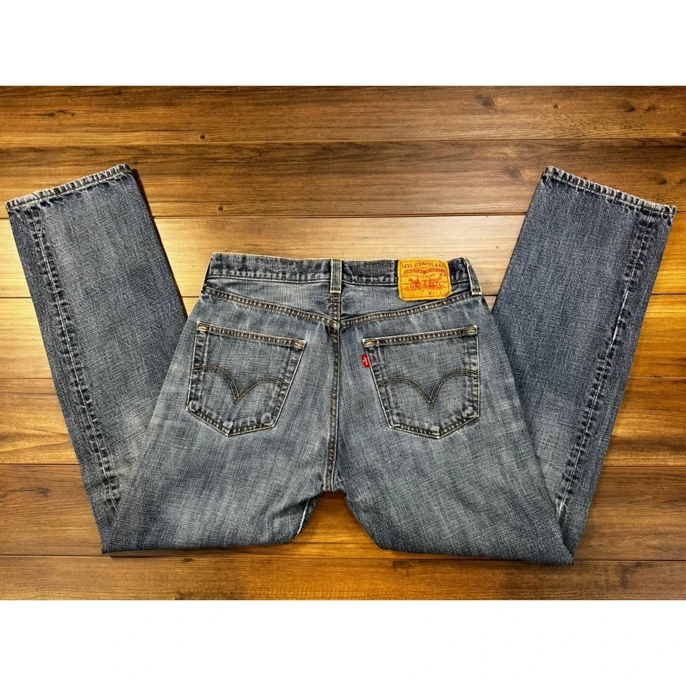 Vtg Y2K Levi 501 Jeans Mens 33x32 Blue Medium Wash Denim Button Fly Straight Leg
